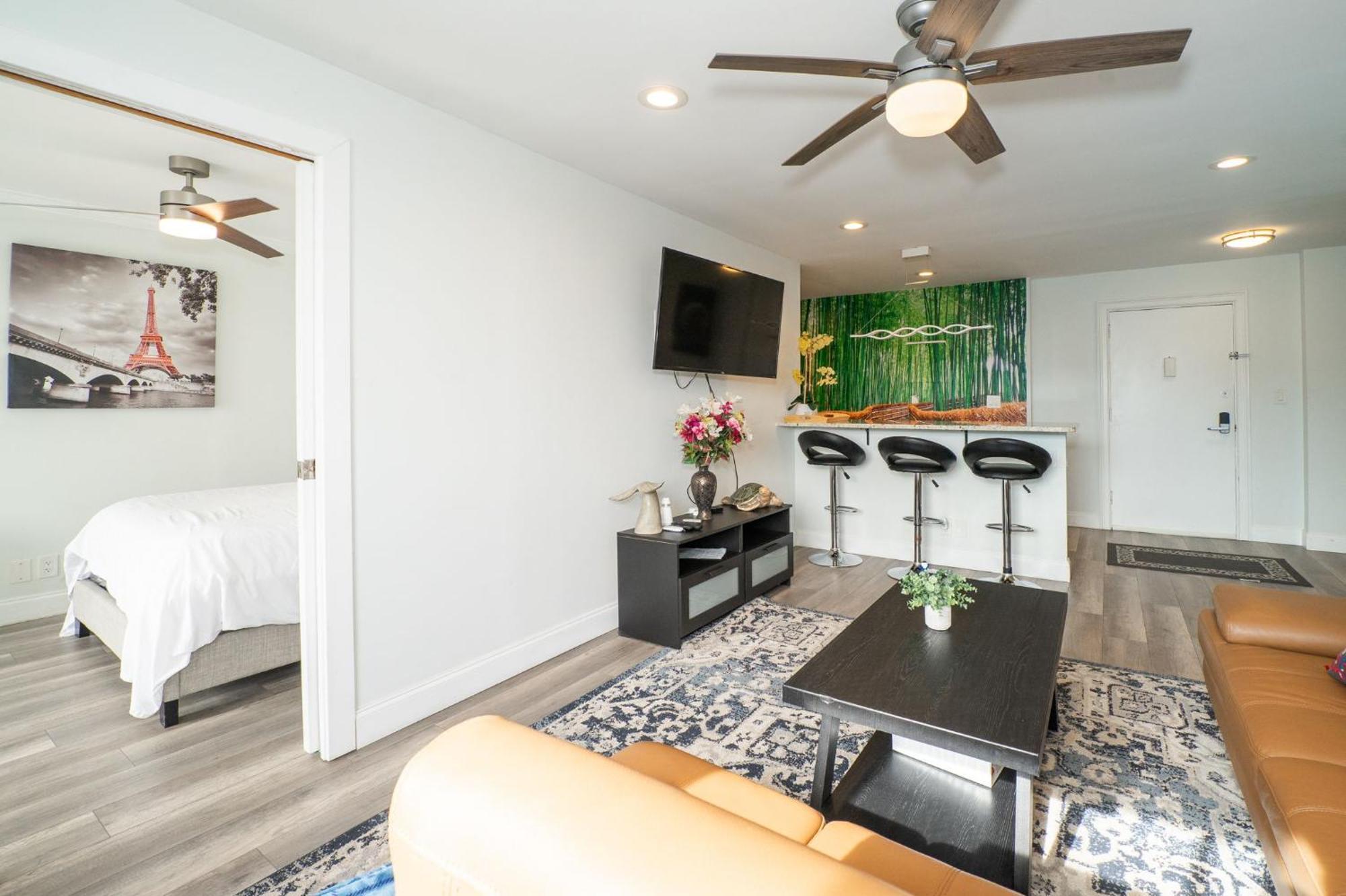 Just Renovated 3 Br/2Bath/ Parking+ Downtown View Lejlighed Atlanta Eksteriør billede