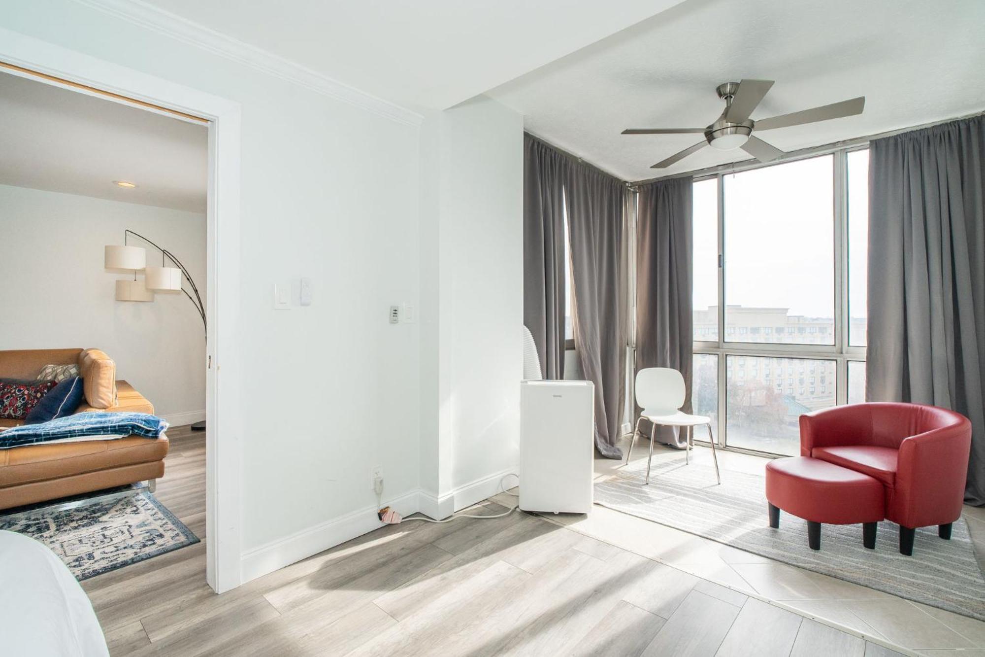 Just Renovated 3 Br/2Bath/ Parking+ Downtown View Lejlighed Atlanta Eksteriør billede