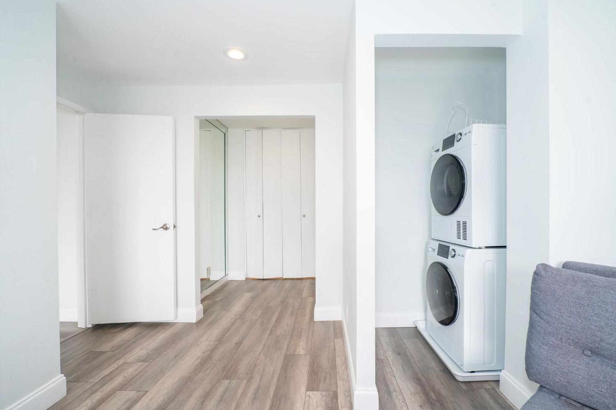 Just Renovated 3 Br/2Bath/ Parking+ Downtown View Lejlighed Atlanta Eksteriør billede
