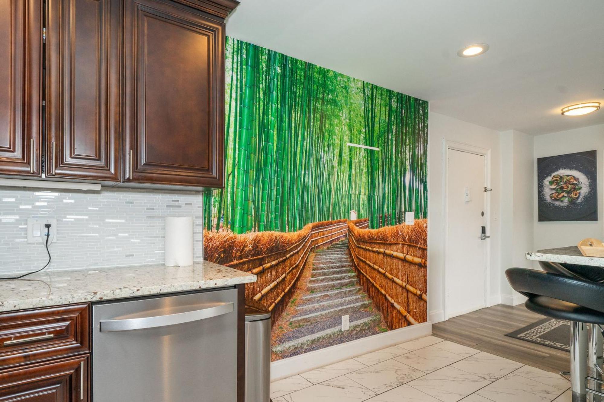 Just Renovated 3 Br/2Bath/ Parking+ Downtown View Lejlighed Atlanta Eksteriør billede