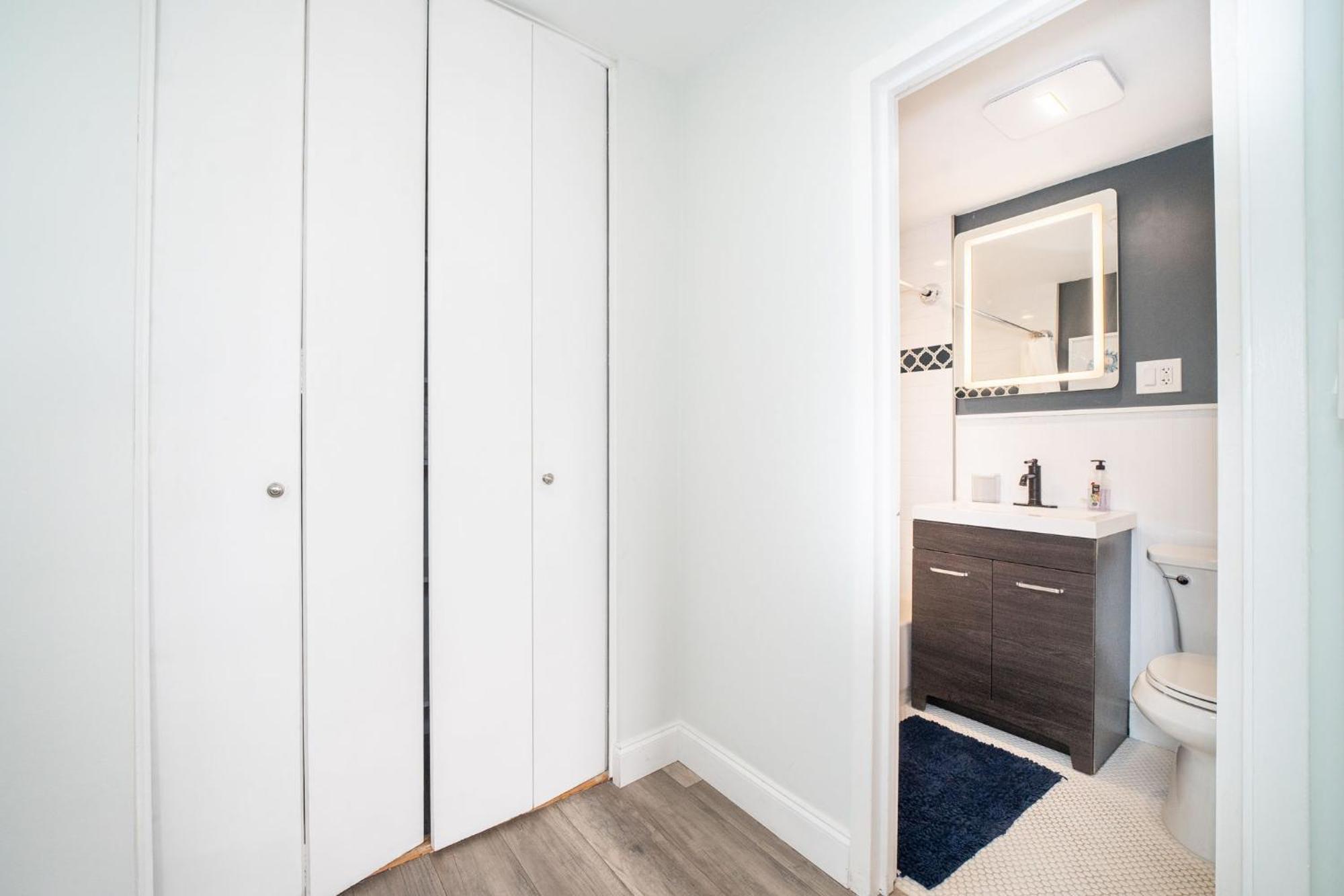 Just Renovated 3 Br/2Bath/ Parking+ Downtown View Lejlighed Atlanta Eksteriør billede