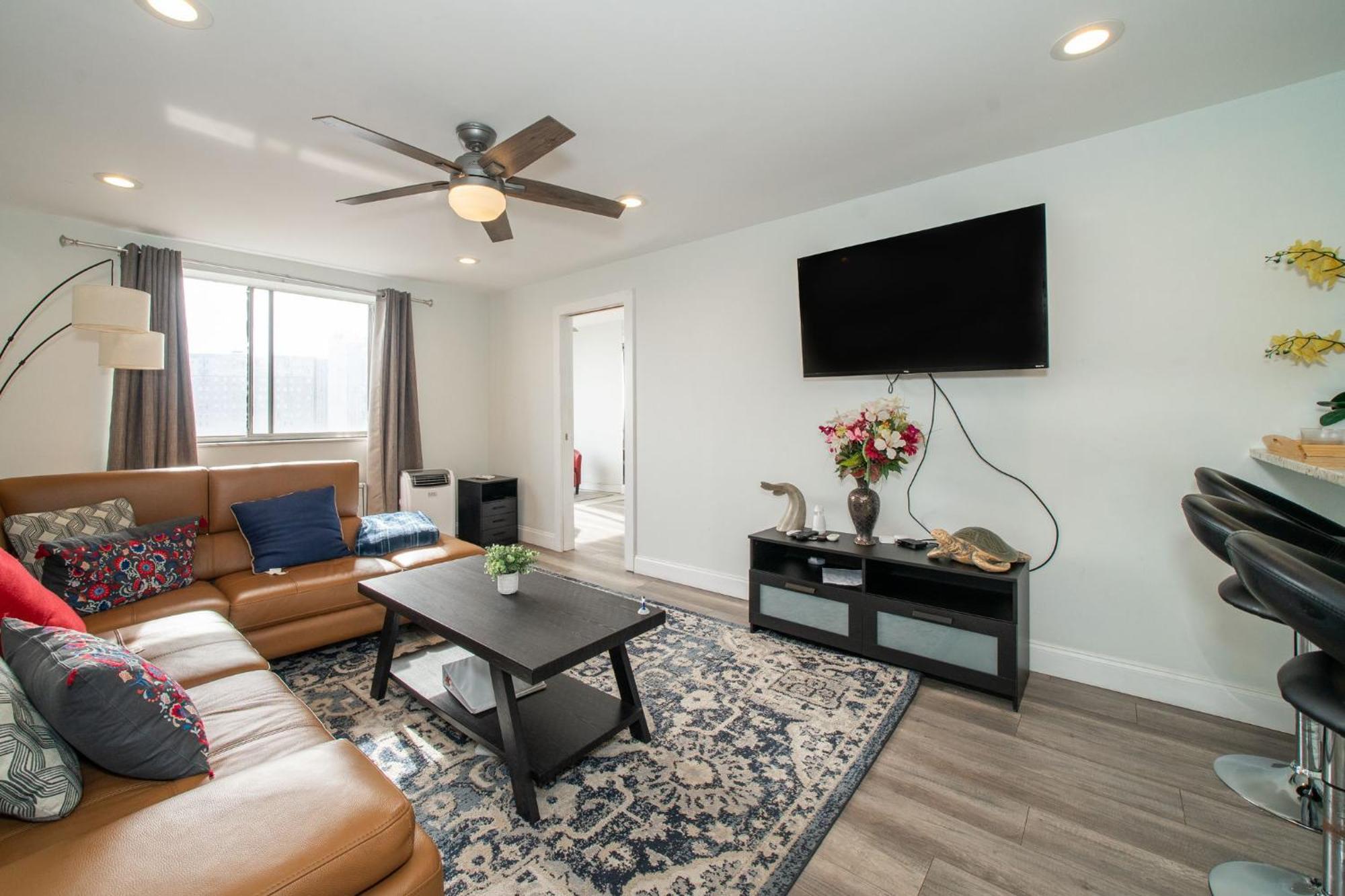 Just Renovated 3 Br/2Bath/ Parking+ Downtown View Lejlighed Atlanta Eksteriør billede
