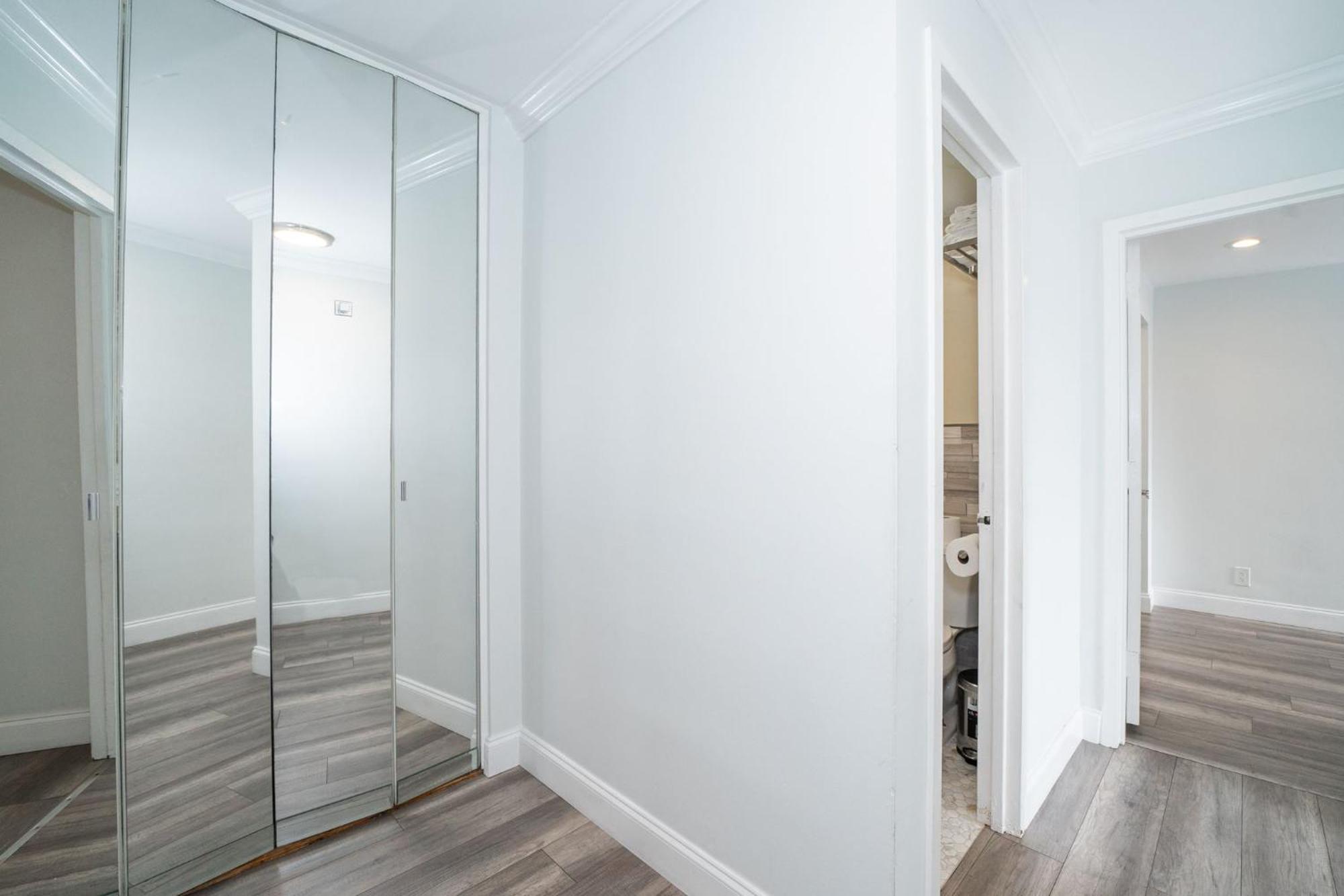 Just Renovated 3 Br/2Bath/ Parking+ Downtown View Lejlighed Atlanta Eksteriør billede